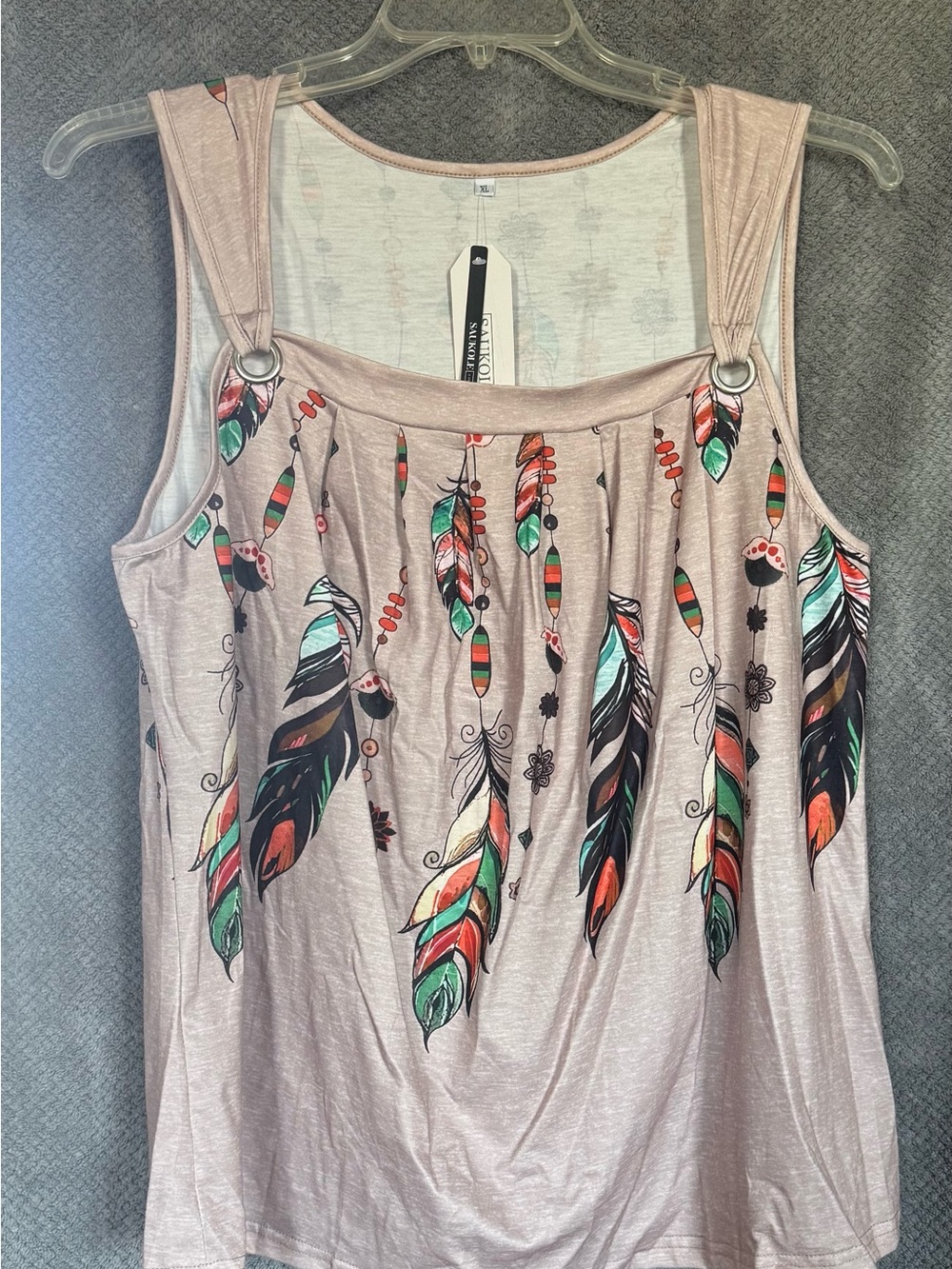 Sleeveless Feather Print Tank Top